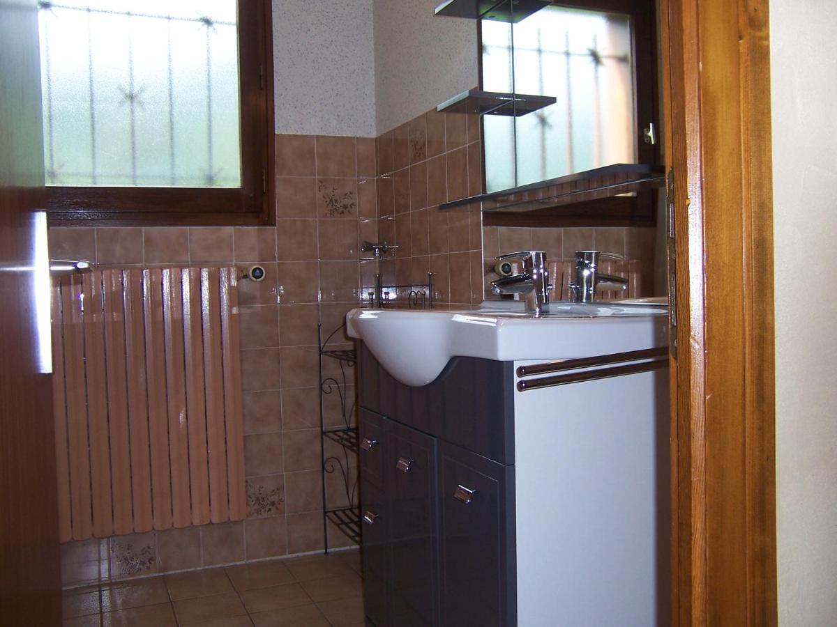 Le -Charvin Apartment เลอกรองด์บอร์นอง ภายนอก รูปภาพ